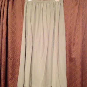 Company Collection Skirt